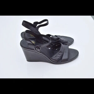ONO Hydro wedges
